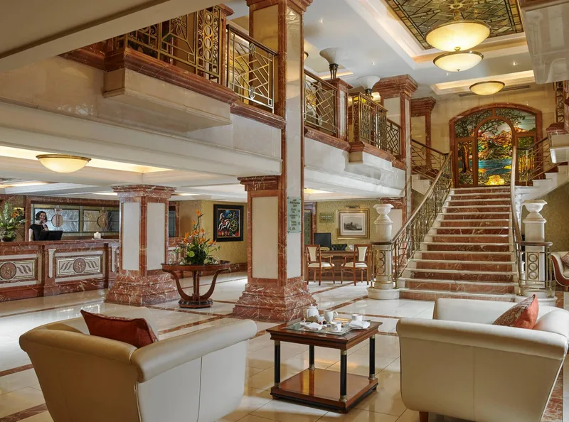 Killarney Plaza Hotel